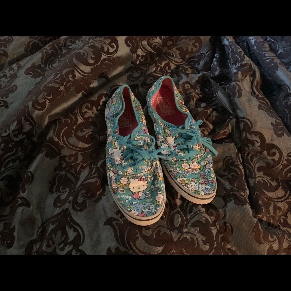 Hello Kitty Vans RESERVED FOR TRADE